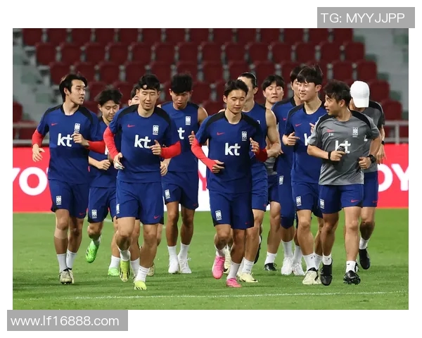 12强赛激战韩国对阵斯坦球队精彩对决引发球迷热议与期待 12强赛激战韩国对阵斯坦球队精彩对决引发球迷热议与期待