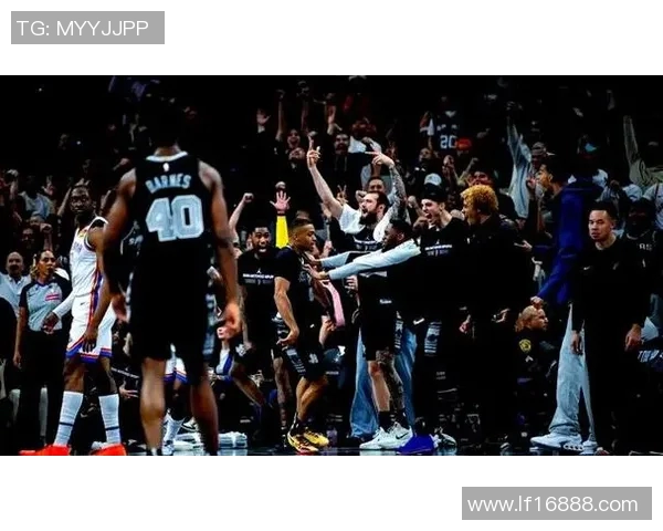 2013年NBA西部决赛马刺与雷霆的激烈对决与经典瞬间回顾 2013年NBA西部决赛马刺与雷霆的激烈对决与经典瞬间回顾