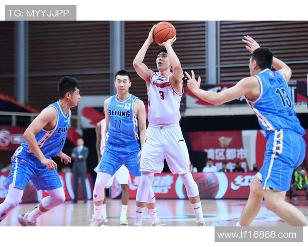 2020年广东队与首钢队精彩对决全场录像回顾与分析