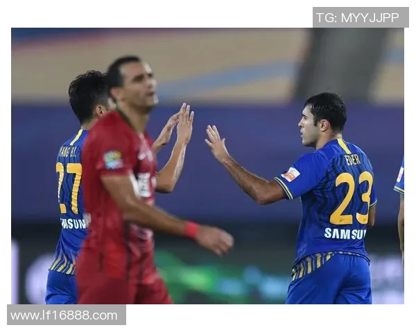 广东恒大与苏宁激战正酣谁能在中超赛场上笑到最后