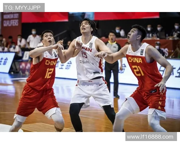 日本男篮与韩国男篮激战正酣谁将赢得亚洲篮球赛的荣耀之战 日本男篮与韩国男篮激战正酣谁将赢得亚洲篮球赛的荣耀之战