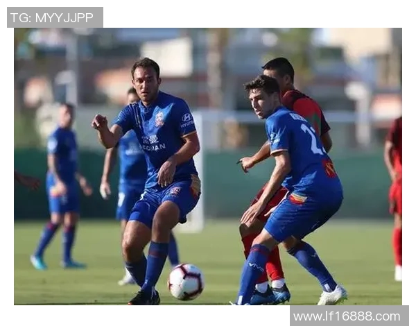 独立队与阿赫利的较量揭示足球战术与团队精神的较大差异